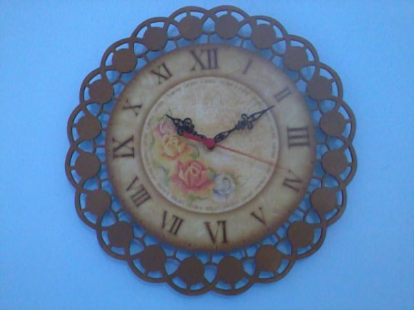 Relógio de parede em MDF 30X30cm