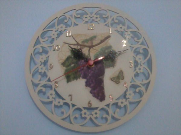 Relógio de parede em MDF 25X25cm