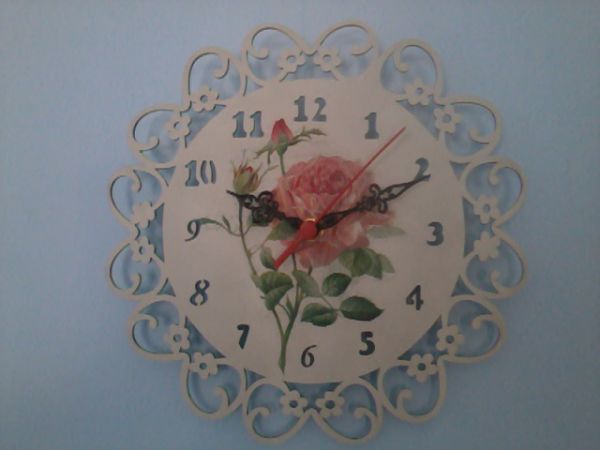 Relógio de parede em MDF 25X25cm